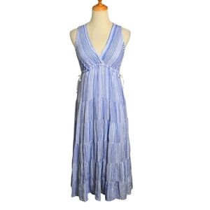 Max Studio Blue And White  Sleeveless V-Neck Maxi Dress